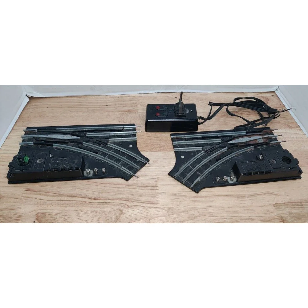 2 Vintage LIONEL No 027 Switch Track Train O Gauge 1 1/4